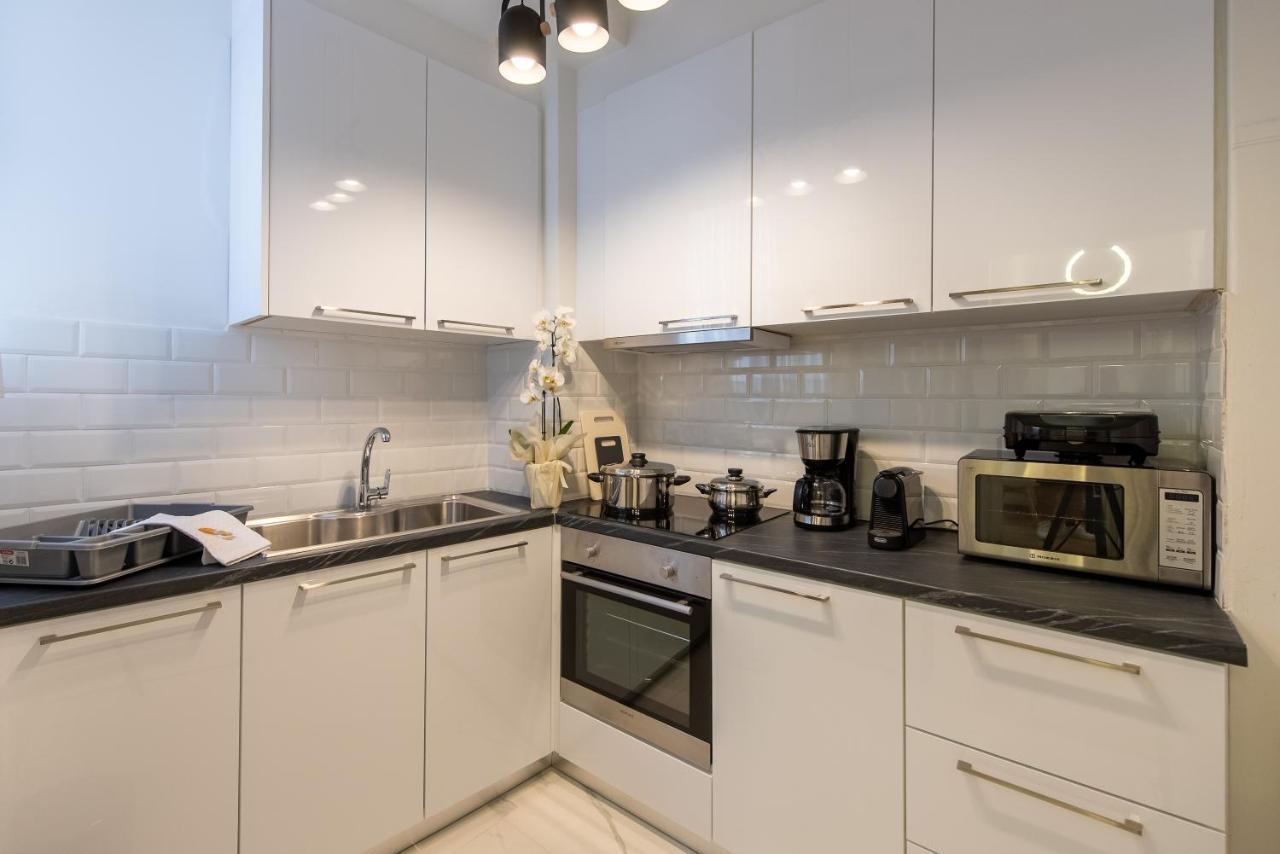 Medluxe Cozy Apartment! Daire Atina